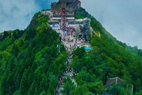 【官网】VIP15人精致团衡山一日游