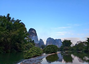 【官网】桂林名片(真纯玩)-(小江版) 桂林、阳朔高铁4天3晚 【官网】桂林名片(真纯玩)-(小江版) 桂林、阳朔高铁4天3晚